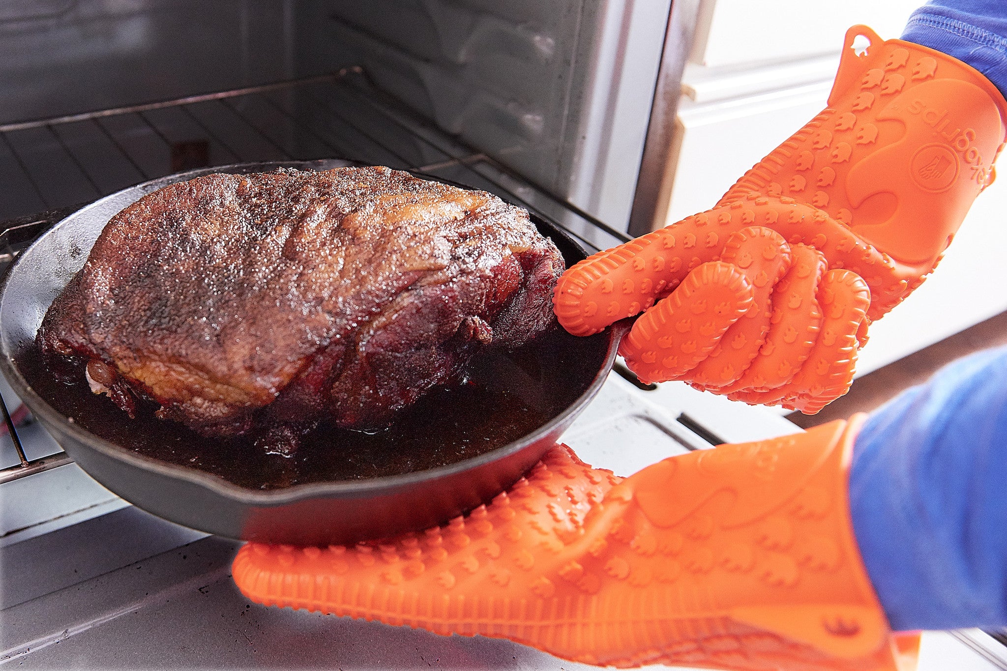 best bbq gloves silicone handling hot skillet