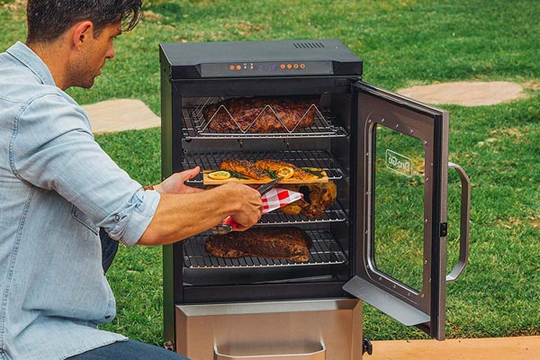 5 Best Commercial Barbecue Smokers for the Most Heavy-Duty Tasks